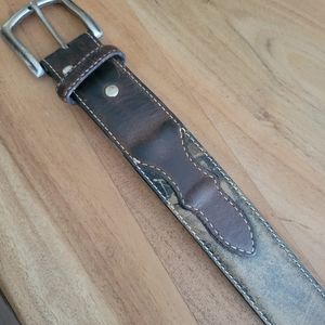 Camo belt with cowskull accents